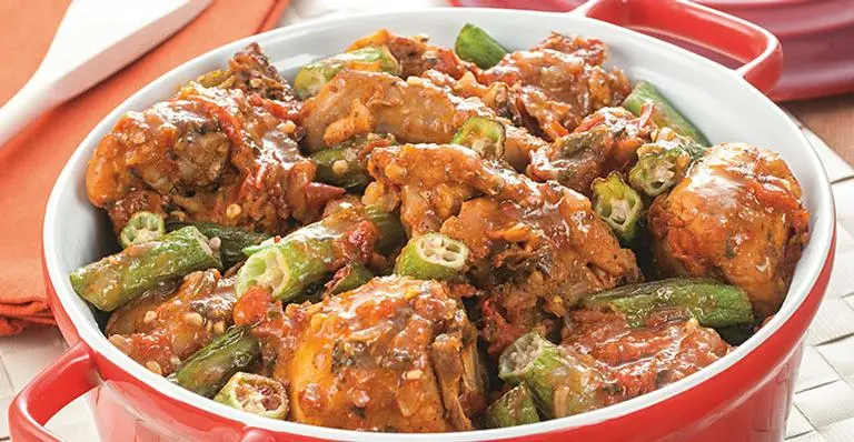 Frango Ensopado com Quiabo