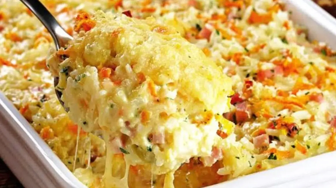 Fiz esse Arroz de Forno Prático, que surpreendeu todo mundo e virou a estrela do domingo