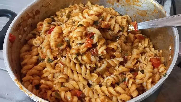 Macarronada com Sardinha