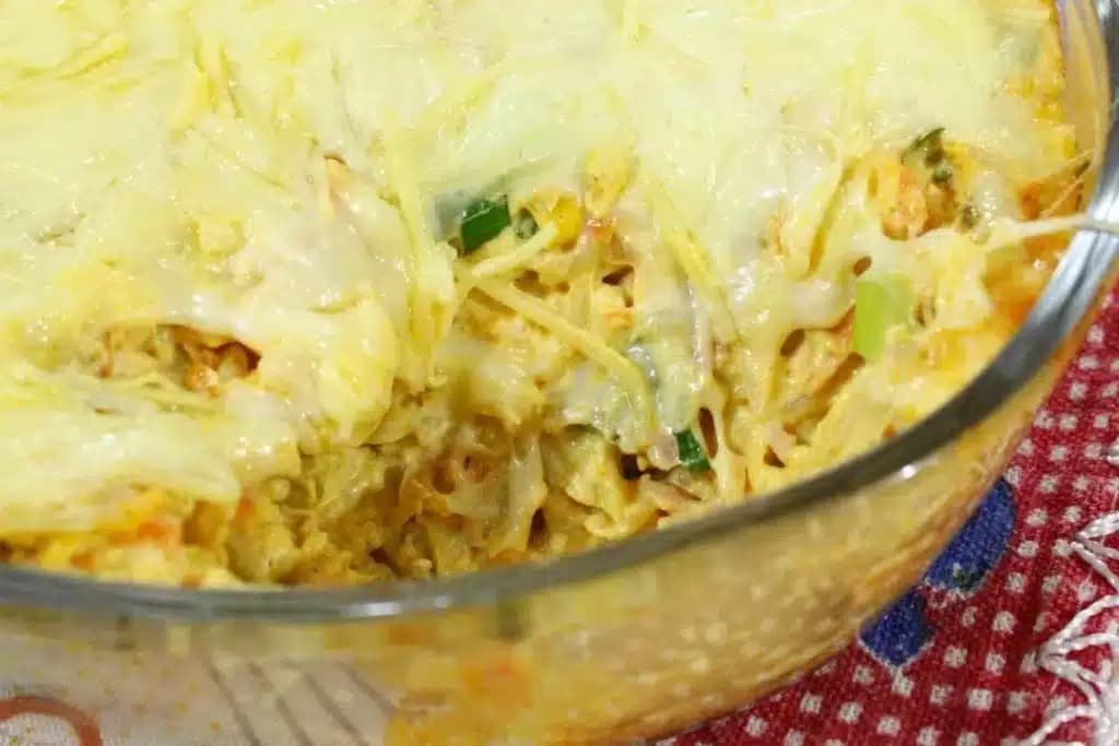 Fiz esse Arroz de Forno Prático e virou a estrela do almoço com o que sobrou na geladeira