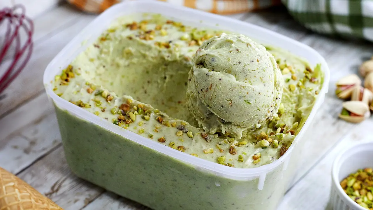 Fiz esse Sorvete de Pistache Cremoso e parecia sobremesa de restaurante italiano