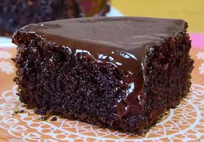 Bolo gelado de chocolate