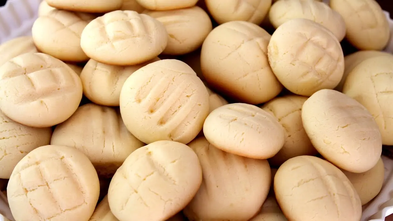 Esse Biscoito Amanteigado com Margarina derrete na boca e perfuma a casa toda