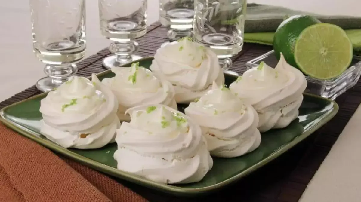 Suspiro com Raspas de Limão